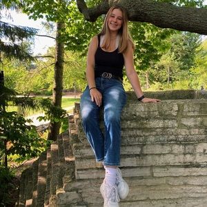 Meet your Posher, Arianna